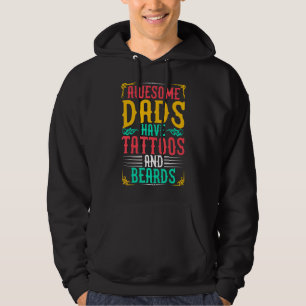 Veste À Capuche Les Draps Étonnants Ont Des Tatouages Et Des Oreil