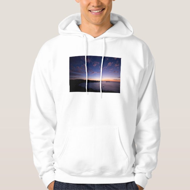 Veste À Capuche Un coucher du soleil au-dessus de l'océan en le (Devant)