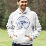 Veste À Capuche Voyage de pêche en famille sur mesure Blue Lake Pê<br><div class="desc">Customisez ce sweat - shirt à capuche de voyage de pêche familial pour votre père et vos frères avant de partir sur le lac pour pêcher cet été. Un modèle de pêcheur cool et bleu marine avec une basse à bouche ouverte et votre texte ou votre nom de famille personnalisés....</div>