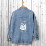 Veste En Jean Bleu des flocons de neige du dragon blanc d'hiver<br><div class="desc">Un dragon blanc assis parmi des roses et des flocons de neige sur fond bleu</div>