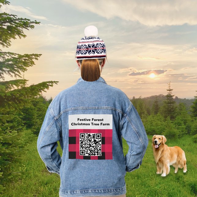 Veste En Jean Code QR Buffalo à carreaux rouge écossais Code-bar (A denim jacket with red buffalo plaid, personalized with a QR code and business name)
