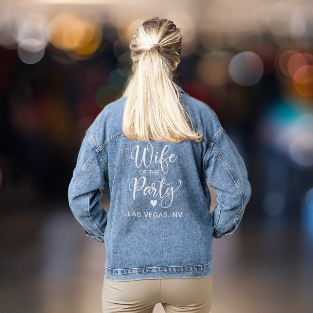 Veste En Jean Cute Bride Las Vegas Bachelorette (Celebrate your last fling before the ring in style & add some flair to your bachelorette party look)