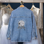Veste En Jean Jusqu'à la mort nous Fête Retro Spiders Disco Mari<br><div class="desc">Découvrez notre suite de Faire-part de mariage "Halloween Retro Disco Spiders" - un mélange parfait de charme étrange et de glamour super qui saura enchanter vos invités ! Découvrez l'esprit de la saison grâce à cet ensemble unique et enchanteur, composé d'araignées noires, d'une boule de disco argentée chatoyante et d'une...</div>