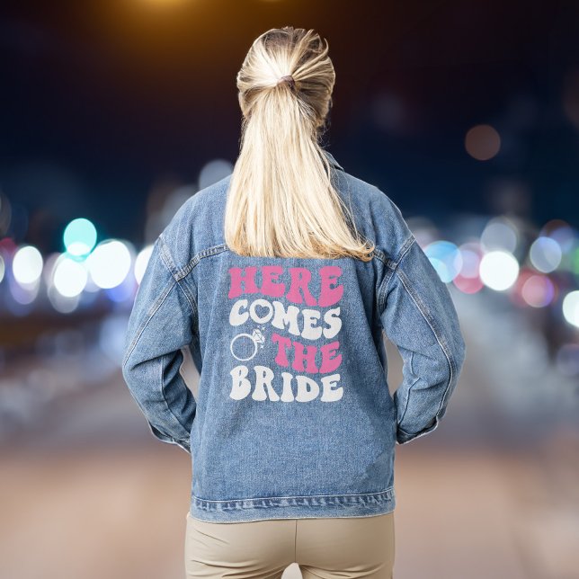 Veste En Jean Mignonne Voici La Mariée Bachelorette Party (Celebrate your last fling before the ring in style & add some flair to your bachelorette party look)