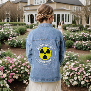 Veste En Jean Rayonnant de Joie Depuis 1984