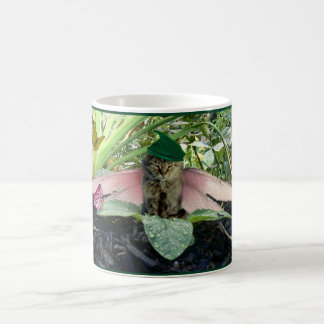 Vieille tasse sage d'Elf de chat
