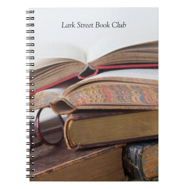 Vieux livres avec lunettes (Devant)