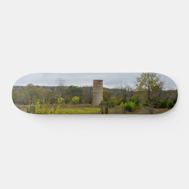 Vieux Pays Silo Paysage Skateboard (Horz)