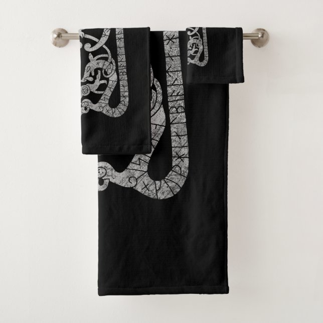 Vieux runestone de Viking de Suédois (En situation)