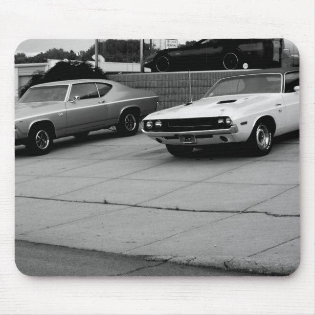 Vieux tapis de souris de voitures (Devant)