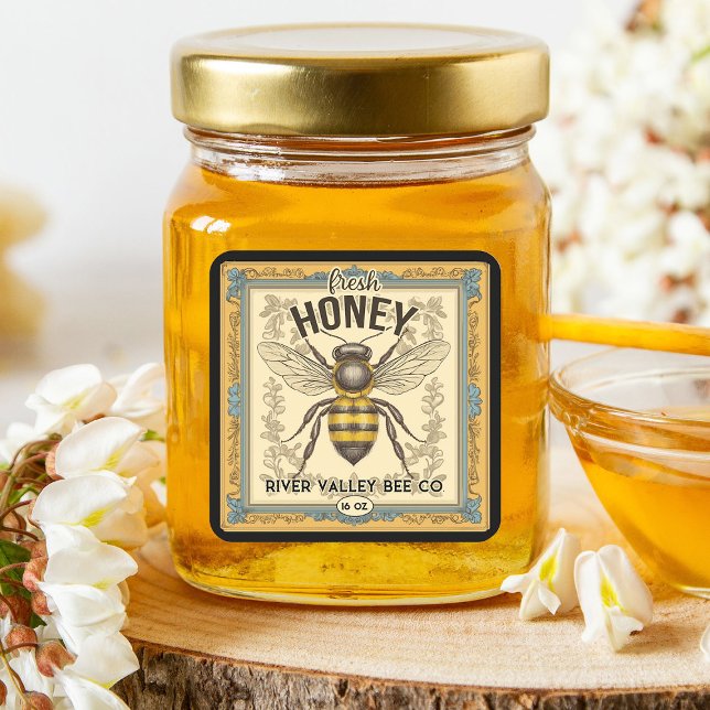 Vintage Bee Honey Étiquette (An elegant vintage style honey label sticker.)