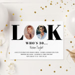 Vintage Look Qui est Anniversaire Photo Invitation<br><div class="desc">Cette unique invitation de fête de 30e anniversaire est parfaite pour toute fête d'anniversaire. Remplacez les photos par une de vos photos d'enfance et actuelles et customisez le texte à votre goût. L'âge peut être changé à votre âge. Le dos de la carte est noir, il peut être modifié ou...</div>