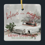 Vintage Voiture Noël Ornement Photo<br><div class="desc">Ce design de Noël personnalisable présente un ornement vintage de voiture sur le devant avec les mots croire et magie en écriture de parties scintillant rouge. L'arrière de l'ornement présente une texture de parties scintillant rouge et un espace réservé pour votre photo préférée. Peut-être un avec votre propre voiture vintage...</div>