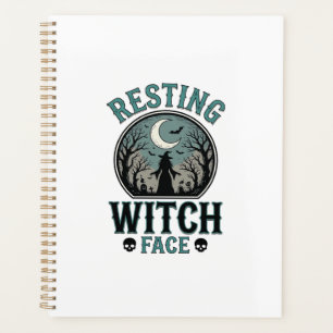 Visage de sorcière au repos design Halloween vinta