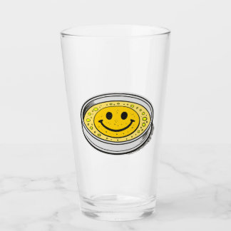 Visage en verre de bonheur Pluribus