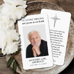 Visite Carte de prière simple commémorative de la photo<br><div class="desc">Une simple carte commémorative présente "In Loving Memory and Forever in our Hearts" avec la photo, le nom et les dates de votre être cher, ainsi qu'un poème et une croix sur le dos (peut être changé à vos propres mots.) Beau pour un gardien précieux, des services funéraires et la...</div>