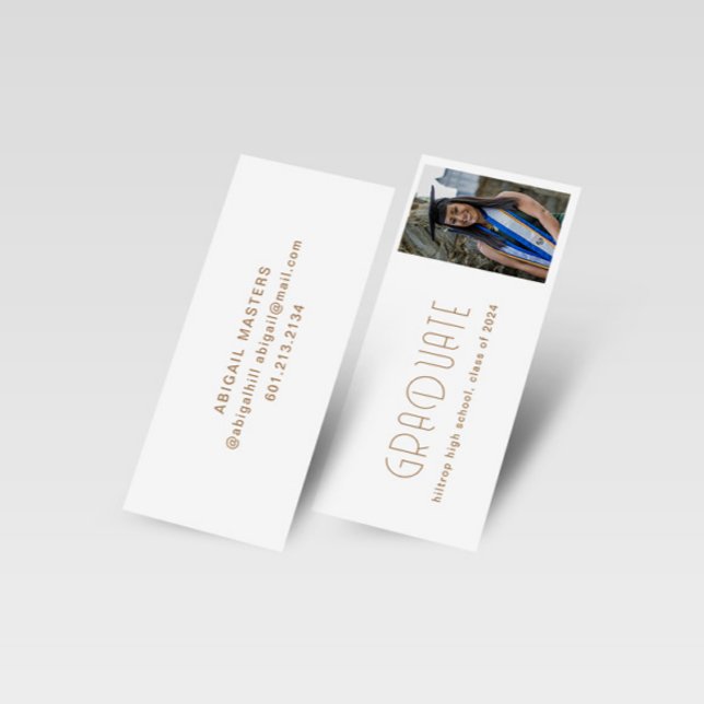 Visite Mini Carte de nom du diplômé en typographie moderne (Créateur téléchargé)