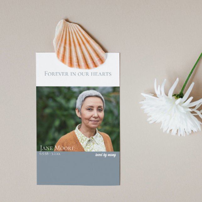 Visite Simple | À jamais dans nos cœurs | Carte de prière (Créateur téléchargé)