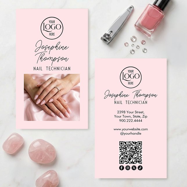 Visite Simple Moderne Carte de Réseaux Sociaux Code QR Ro (Simple Modern Blush Pink Nail QR Code Social Media Business Card)