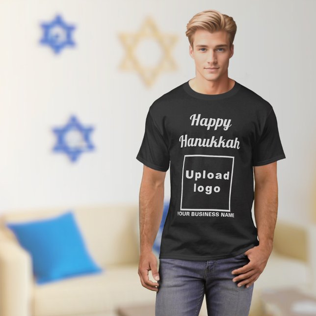 Vœu d'affaires de Hanouka sur un T-Shirt noir (Hanukkah greeting, business name and logo on black t-shirt)