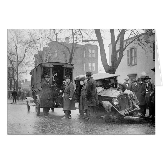 Voiture accidentée d'un bootlegger, 1922 (Devant horizontal)