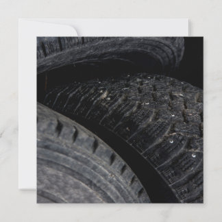 Voiture automobile vieux pneus Black Road voyages