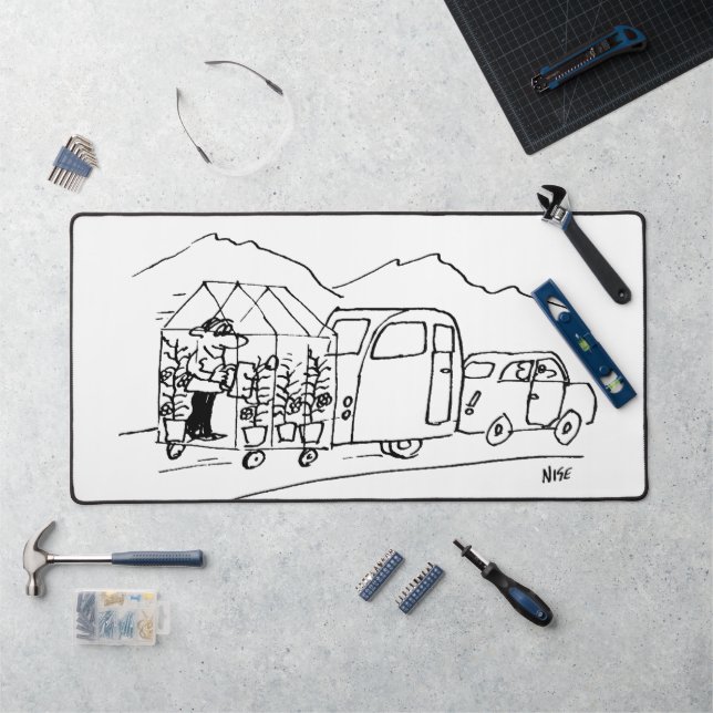 Voiture est remorquer une caravane et une serre. D (Poste de travail)