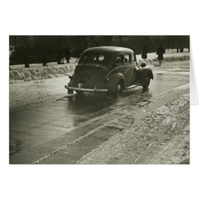 Voiture sur la route (Devant horizontal)