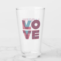 VOTE / LOVE est le verre de point de réponse