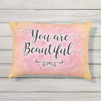 Vous êtes beau coussin d'or de roses