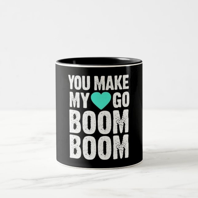 *VOUS FAITES DE MON COEUR BOOM BOOM BOOM* MUG (Centre)