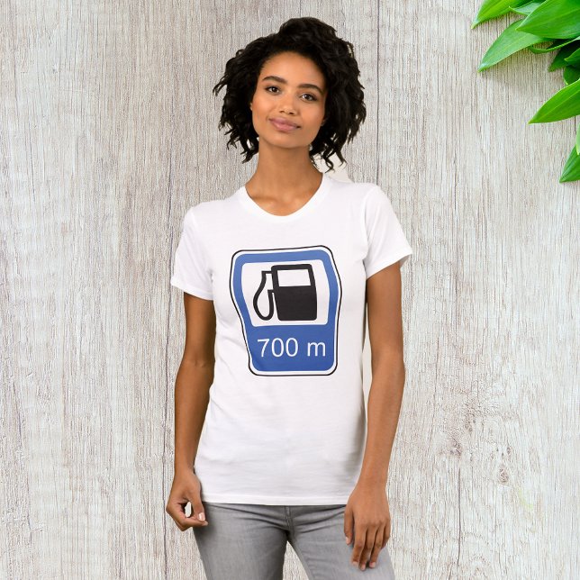 Voyage de la gare d'essence T-shirt femme (Créateur téléchargé)