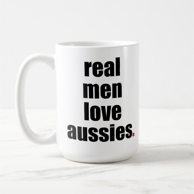 Vraie tasse d'Australiens d'amour d'hommes (Gauche)