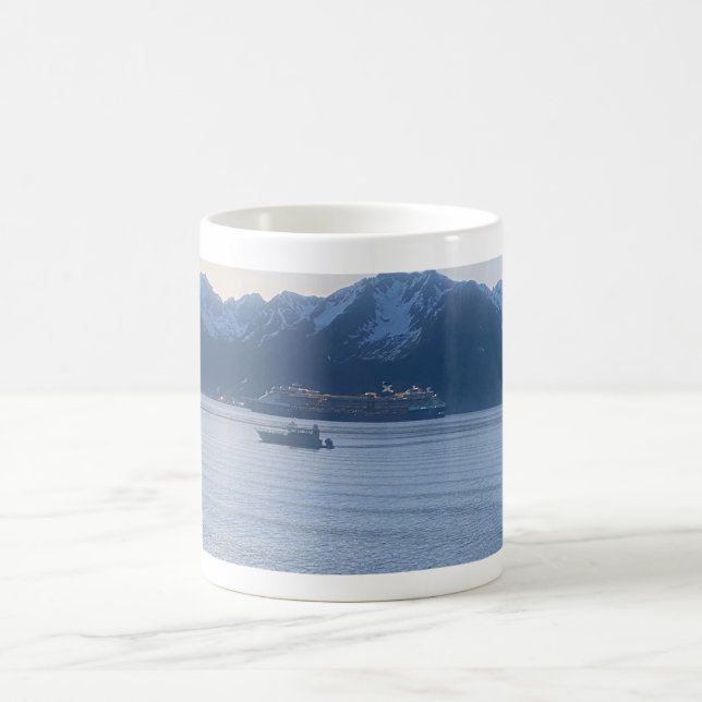 Vue côtière de l'Alaska Mug Pittoresque (Centre)