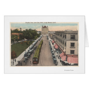 Vue d'avenue et de ville hôtel Pacifiques