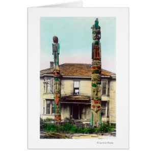 Vue de deux totempolesWrangell, AK