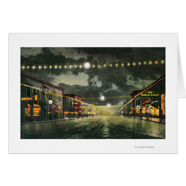 Vue de Hewitt Avenue à la nuit (Devant horizontal)