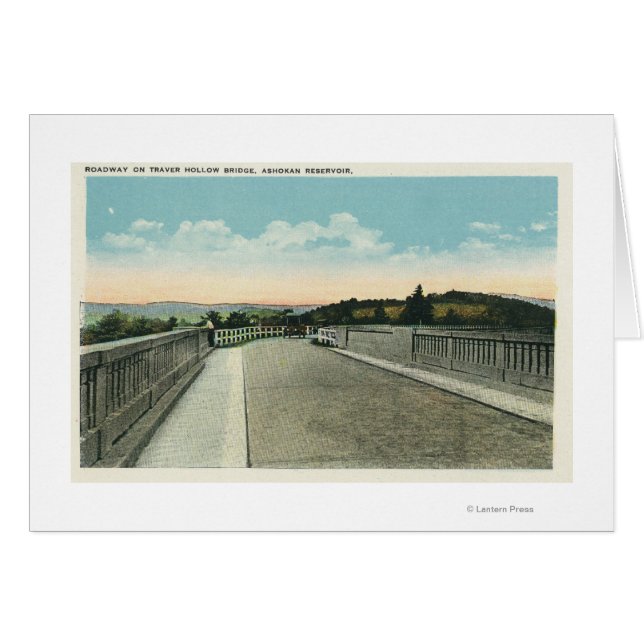Vue de la route du pont Hollow Traveller (Devant horizontal)