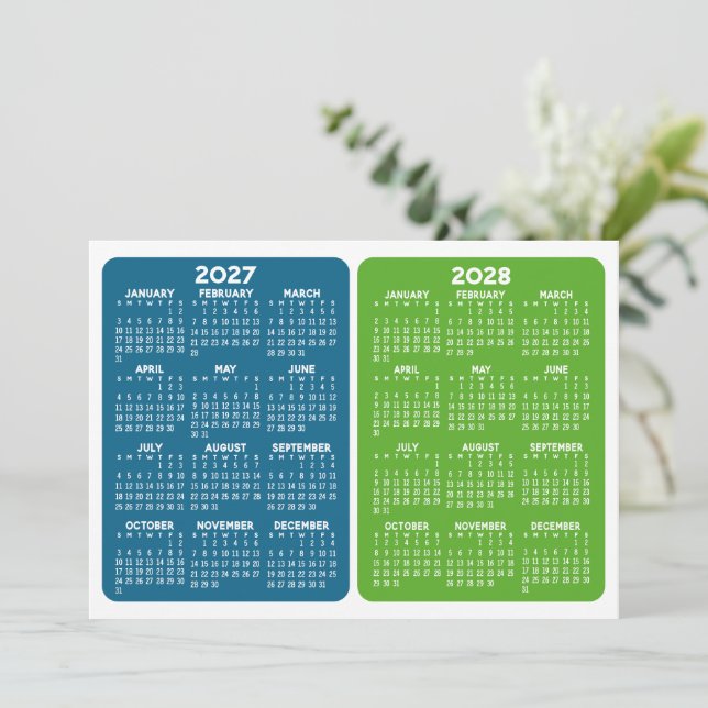 Vue du calendrier sur 2 ans - 2027 2028 bleu vert (Debout devant)