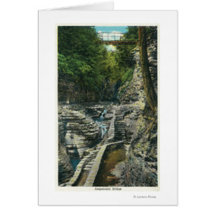 Vue d'un pont suspendu