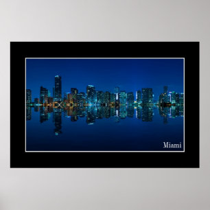 Vue panoramique de Miami la nuit - Poster