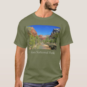Vue sur la rivière Vierge 1 T-shirt