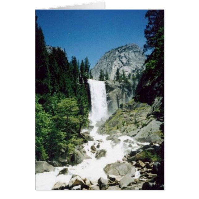 Vue sur les chutes vernales (Devant)