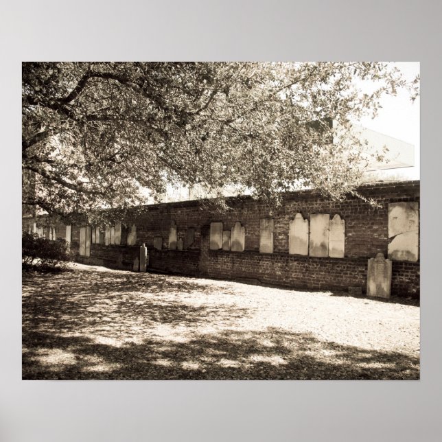 Wall at Colonial Park Cemetery (Aged) Poster (Devant)