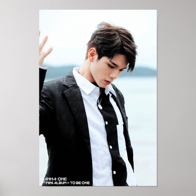WANNA ONE Ong Seongwoo Burn It Up Poster (Devant)