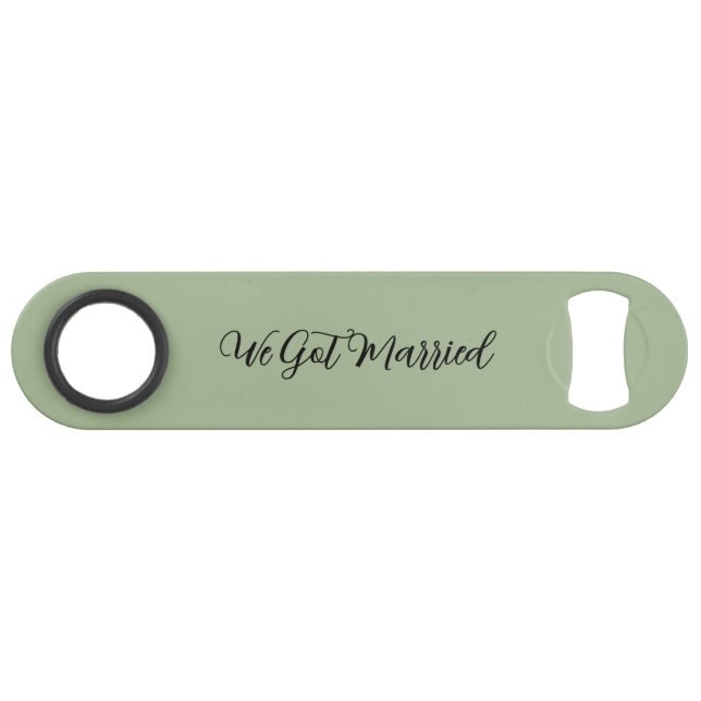 We Got Married Green Stainless Steel Bottle Opener (Devant (Horizontal))