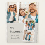 Wedding planner photos mignonnes<br><div class="desc">Le planificateur parfait avec cadres photos. Ajoutez simplement vos photos et personnalisez la couverture comme vous le souhaitez. Ça peut être un cadeau génial pour votre ami aussi</div>