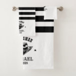 Western Cowboy Casquette Groomsmen Nom personnalis<br><div class="desc">Cadeaux personnalisés pour groomsmen et meilleur homme avec le thème western cowboy. Décoré de casquette de cowboy avec police vintage occidentale. Le texte et la couleur sont modifiables à l'aide de l'outil de conception pour s'adapter à votre occasion. Obtenez ce cadeau de personnaliser pour les mariages, les célibataires, les fiançailles...</div>