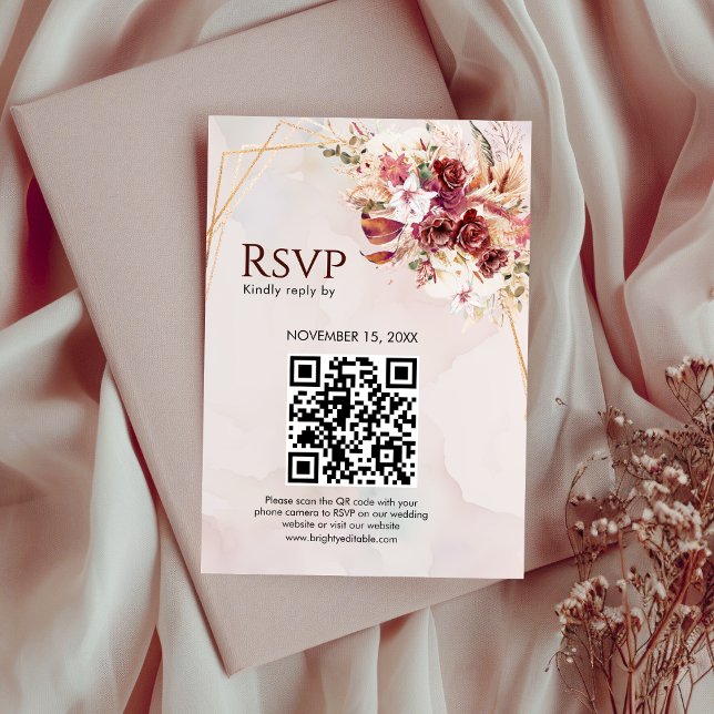 White & Burgundy Floral Gold QR Wedding RSVP Card (Créateur téléchargé)