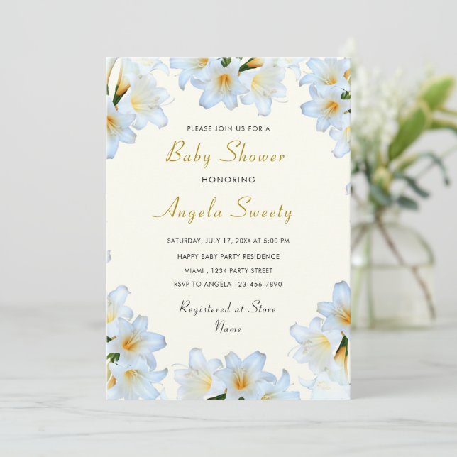 White Lilies Fleurs Baby shower Invitation (Debout devant)